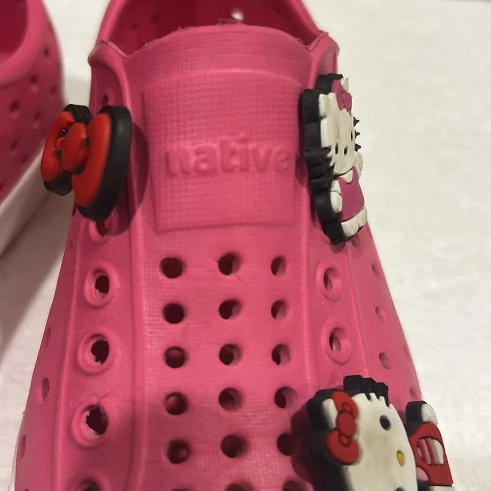 Native Hello Kitty jewels on perforated water shoes size 10 toddler pink white